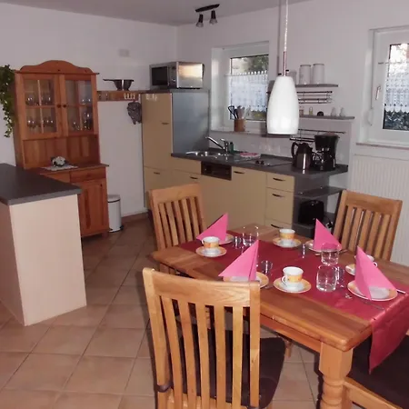 Mueritzblick 35 Und 36, 2xsouterrain-wohnung, 2xerdgeschoss-wohnung, 2xobergeschoss-wohnung Appartement Röbel