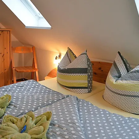 Mueritzblick 35 Und 36, 2xsouterrain-wohnung, 2xerdgeschoss-wohnung, 2xobergeschoss-wohnung Appartement *