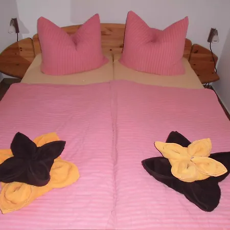 Mueritzblick 35 Und 36, 2xsouterrain-wohnung, 2xerdgeschoss-wohnung, 2xobergeschoss-wohnung Appartement Röbel