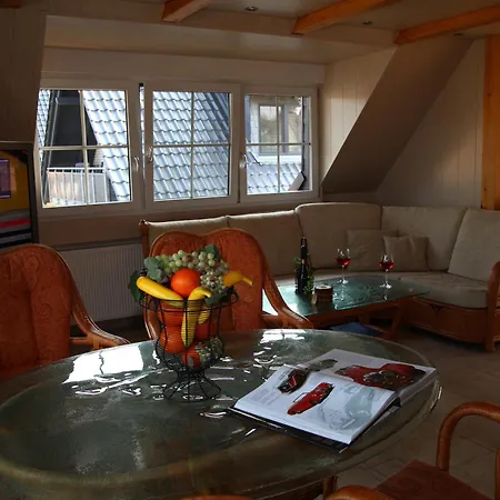 Mueritzblick 35 Und 36, 2xsouterrain-wohnung, 2xerdgeschoss-wohnung, 2xobergeschoss-wohnung *