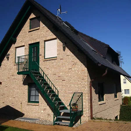 Appartement Mueritzblick 35 Und 36, 2xsouterrain-wohnung, 2xerdgeschoss-wohnung, 2xobergeschoss-wohnung