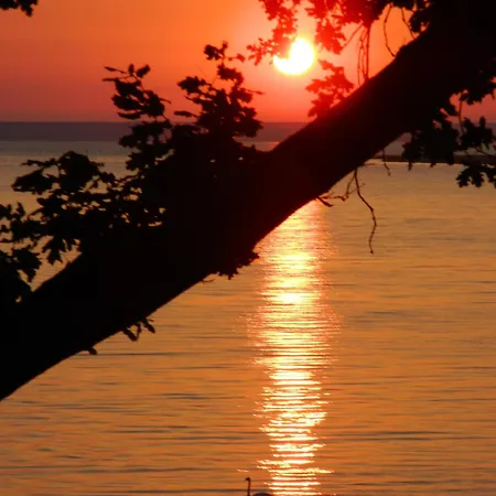 Appartement Mueritzblick 35 Und 36, 2xsouterrain-wohnung, 2xerdgeschoss-wohnung, 2xobergeschoss-wohnung *