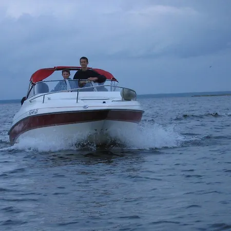 Appartement Mueritzblick 35 Und 36, 2xsouterrain-wohnung, 2xerdgeschoss-wohnung, 2xobergeschoss-wohnung *