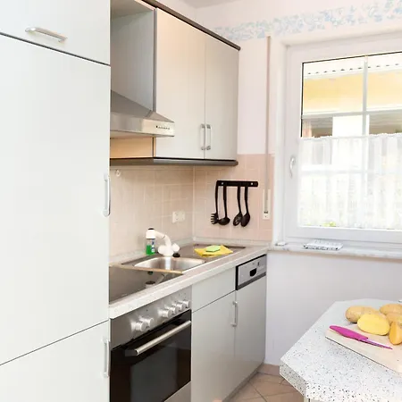 Mueritzblick 35 Und 36, 2xsouterrain-wohnung, 2xerdgeschoss-wohnung, 2xobergeschoss-wohnung *