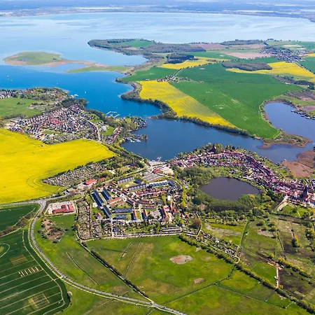 Appartement Mueritzblick 35 Und 36, 2xsouterrain-wohnung, 2xerdgeschoss-wohnung, 2xobergeschoss-wohnung *